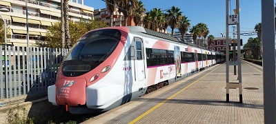Renfe pone en circulaci�n un Civia vinilado para conmemorar el 175 aniversario del ferrocarril peninsular